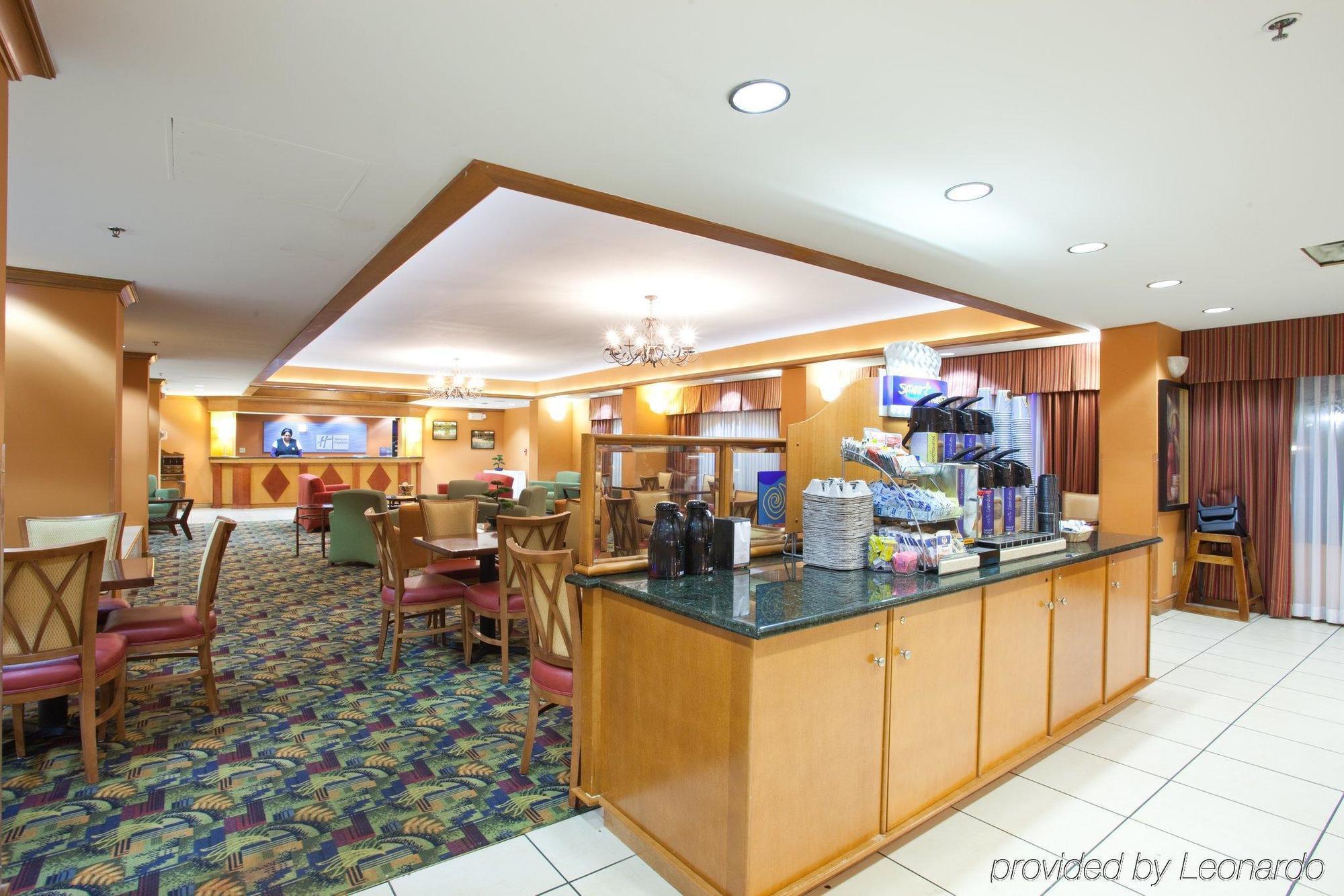Holiday Inn Express Pascagoula-Moss Point By Ihg Restaurant photo